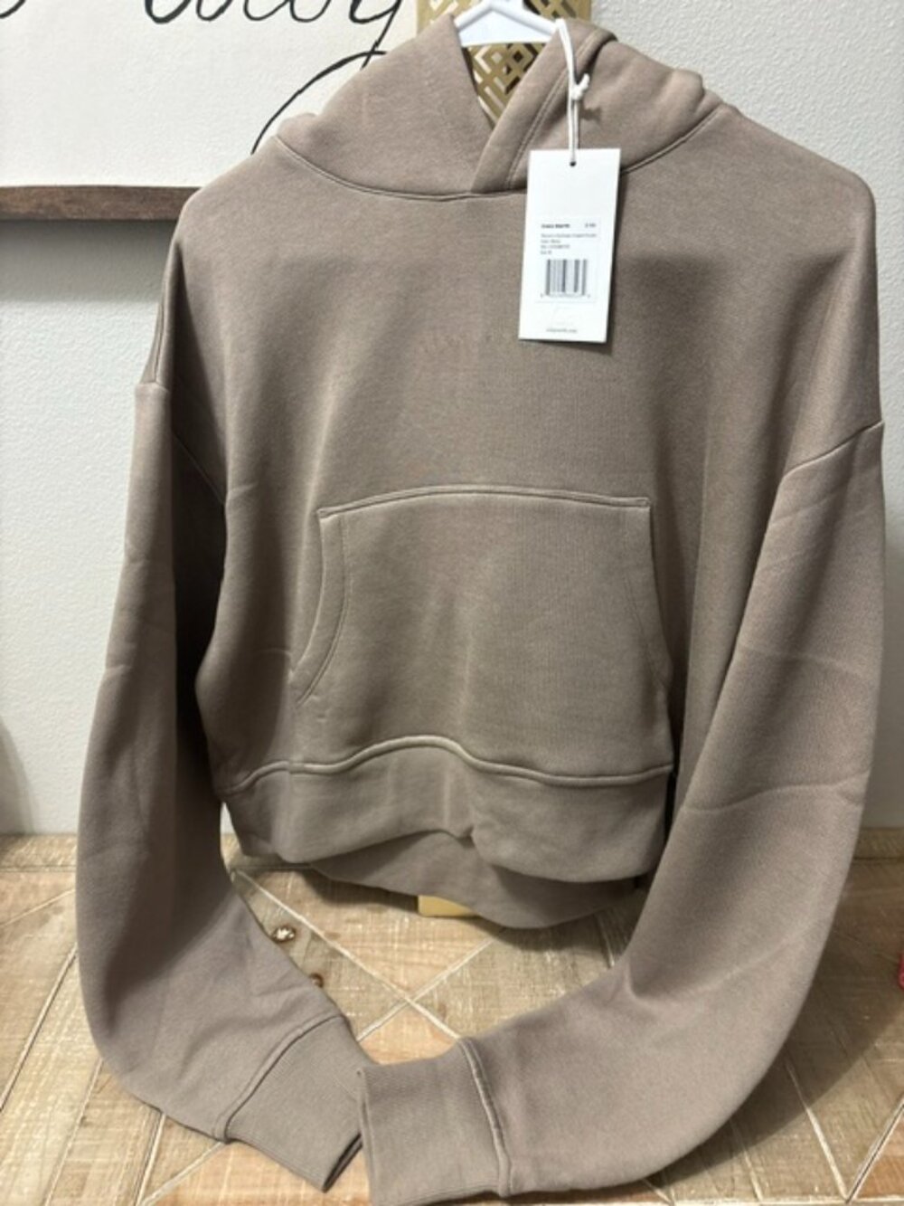 NEW Cozy Earth CityScape Cropped Hoodie Ebony Black Women’s Size M